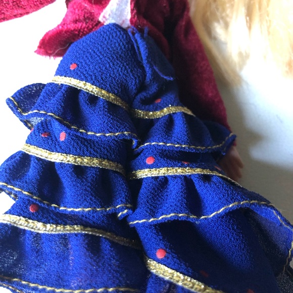 BRATZ 10” DOLL, GENIE MAGIC CLOE  MGA 2001 With Outfit Shown - Picture 10 of 11